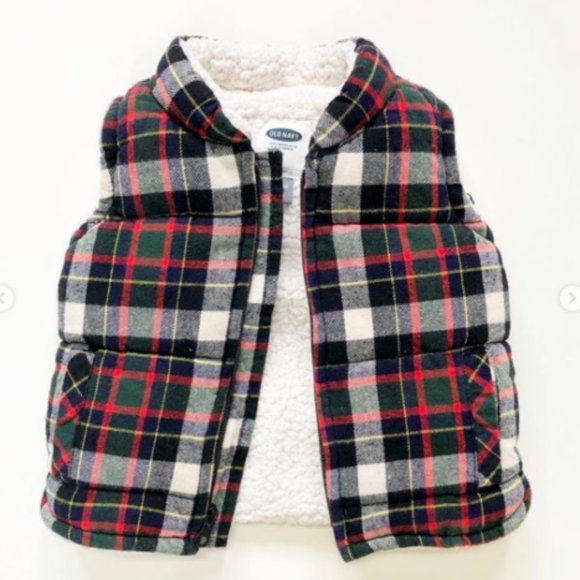 Old Navy Warm Festive Puffer Vest 12-18 mos - Picture 1 of 4